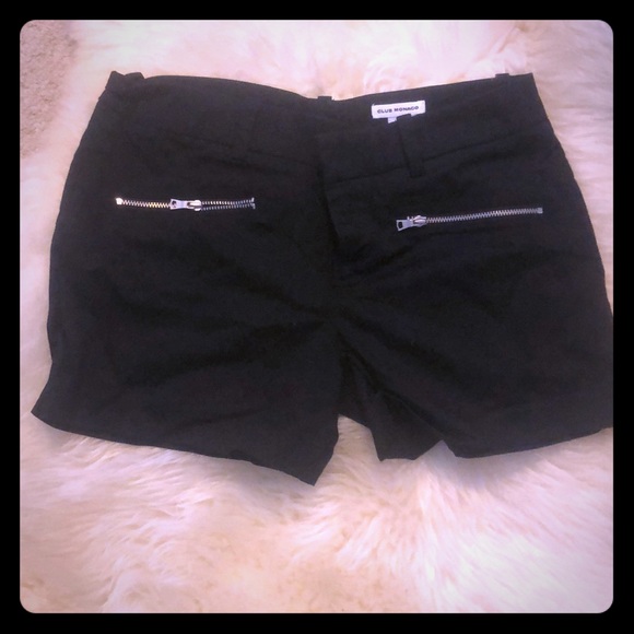 Club Monaco Black shorts - Size 2 - Picture 1 of 3